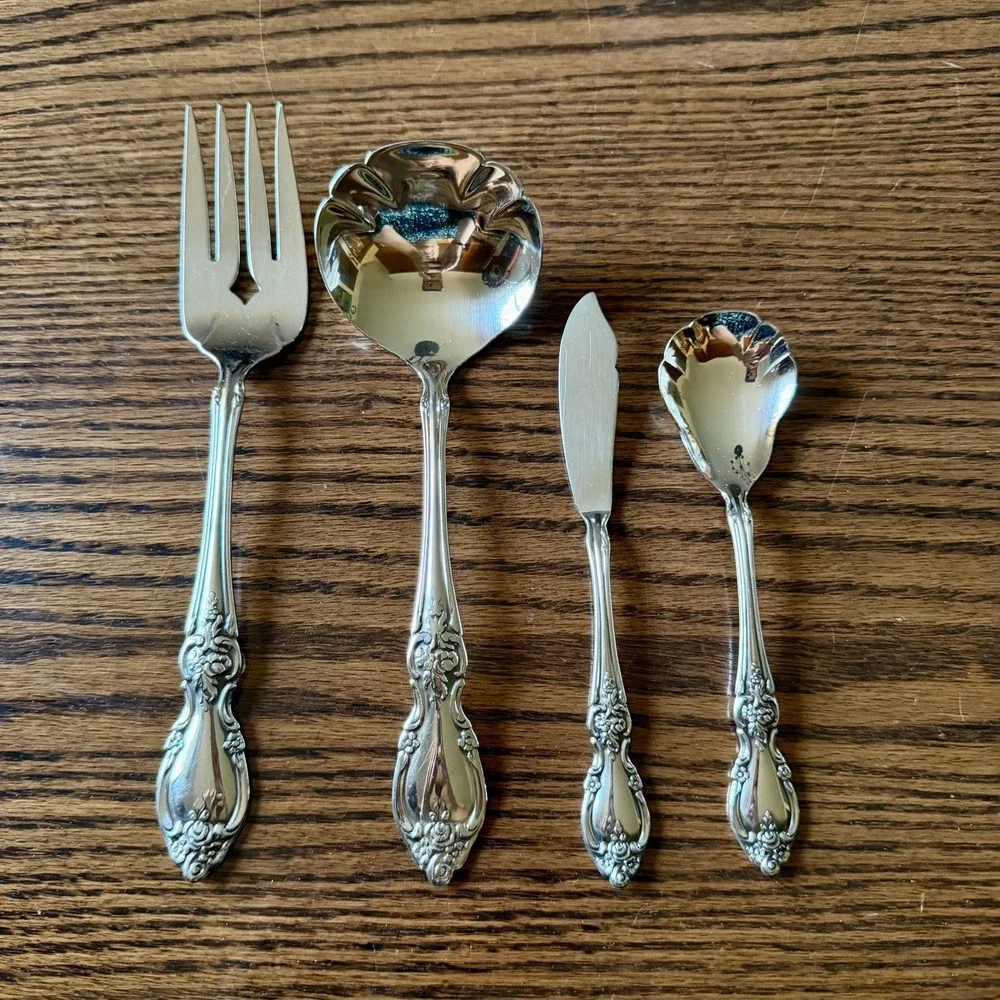 Vtg Oneida Louisiana Serving Set - Meat Fork, Ladle, Butter Knife, Sugar Spoon